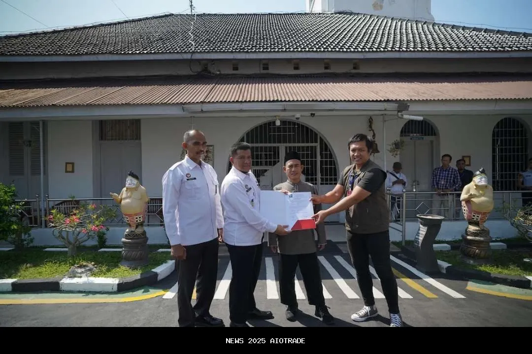 Program MBG Bantu Warga Madiun Bebas Judi Online