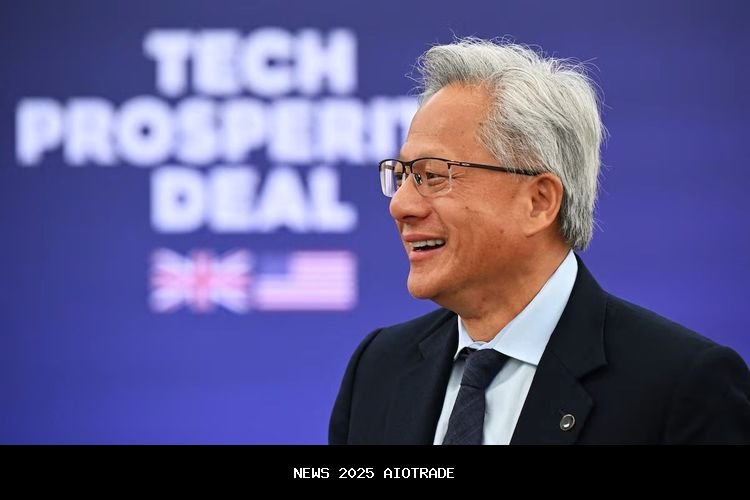 Jensen Huang Hadiri APEC CEO Summit, Tegaskan Kepemimpinan NVIDIA di Era AI
