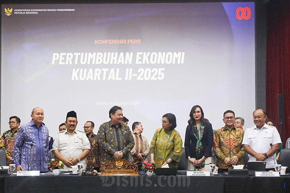 IMF, JCR, dan OECD Prediksi Pertumbuhan Ekonomi RI 2025 di Bawah 5%