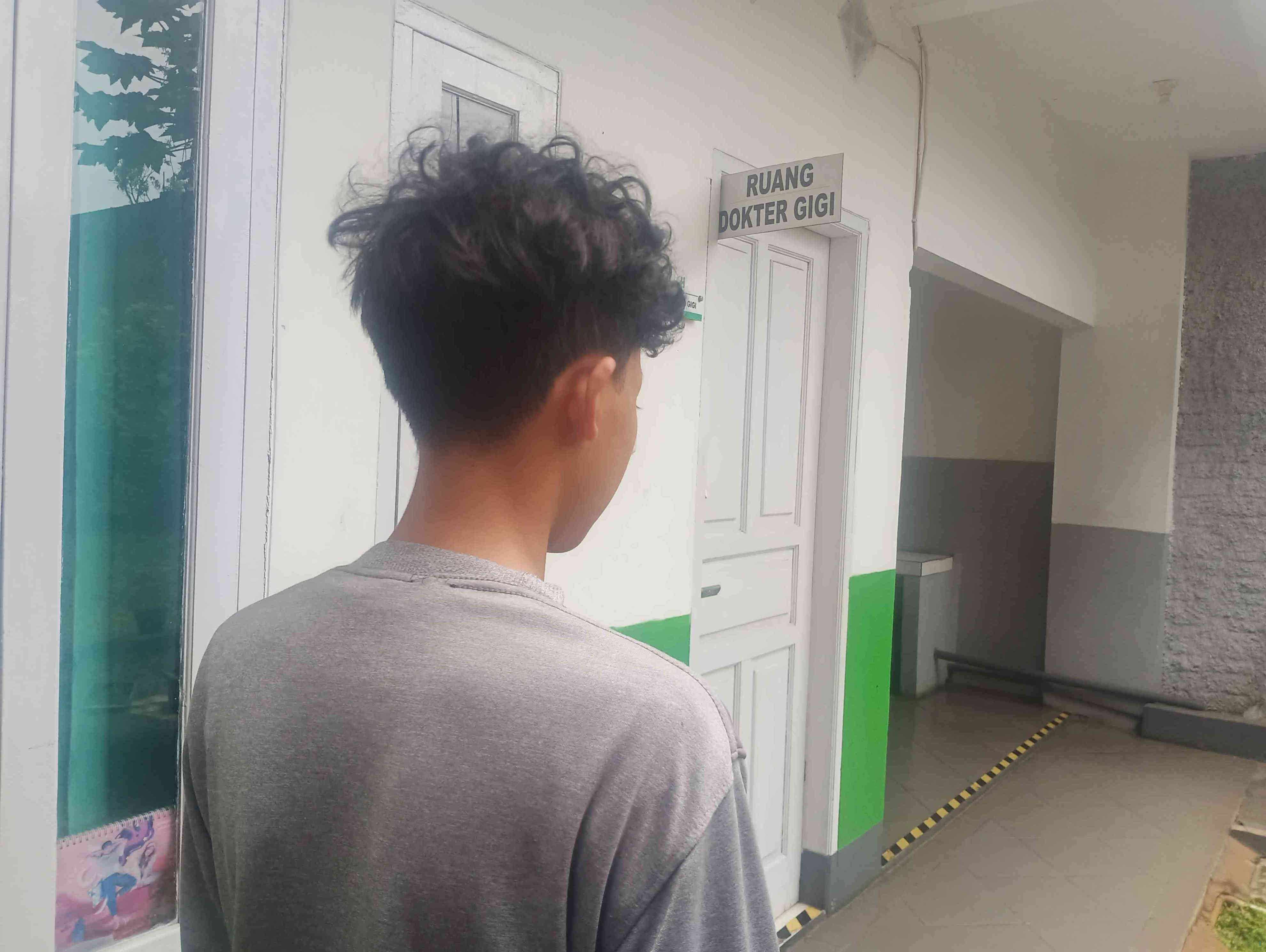 Sakit Gigi Remaja: Bukan Takdir, Tapi Waktunya Ganti Rugi ke Dokter