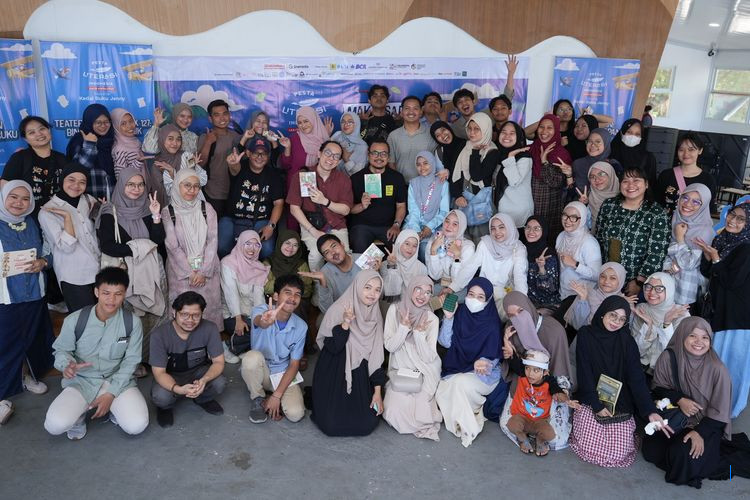 Pesta Literasi Indonesia 2025 di Makassar