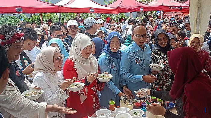 6.000 Porsi Bakso Gratis di Karnaval HUT ke-24 Tasikmalaya