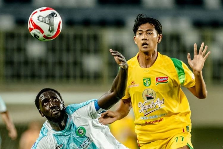 Persebaya Penuh Kartu Merah, Eduardo Perez Kehilangan 4 Pemain!