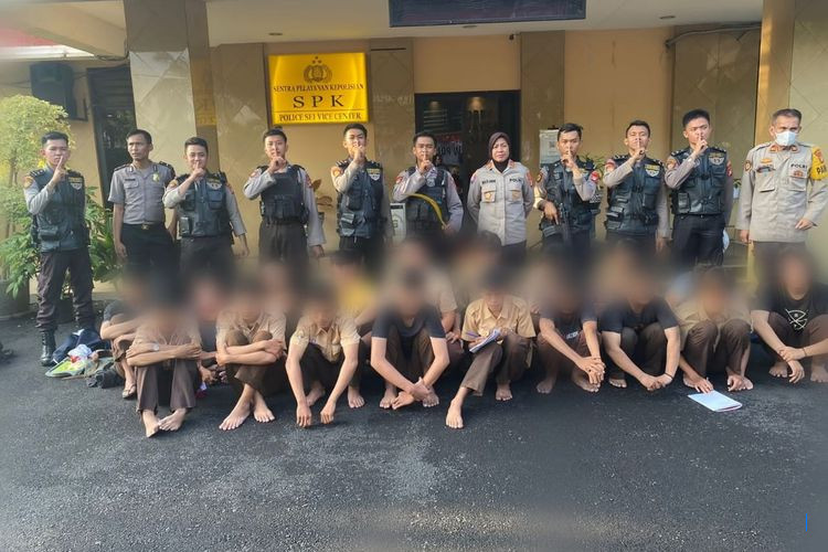 Polisi Tangkap Pelajar 19 Tahun di Kediri Diduga Sebarkan Konten Provokatif