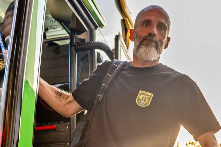 Bonek Minta Persebaya Evaluasi Sebelum Lawan Persis Solo! #EduOut Viral di Media Sosial