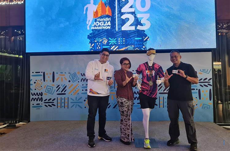 700 Pelari dari 18 Negara Meriahkan Sembalun Mountain Marathon 2025