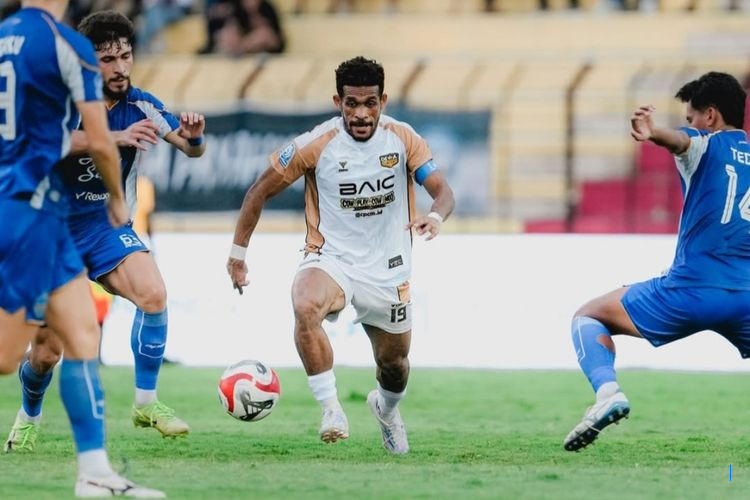 Dari Kekecewaan ke Semangat, Ricky Kambuaya Siap Bawa Dewa United Berlaga di Asia