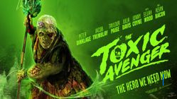 Sinopsis The Toxic Avenger di Studio XXI Batam, Peter Dinklage Jadi Mutan Pahlawan