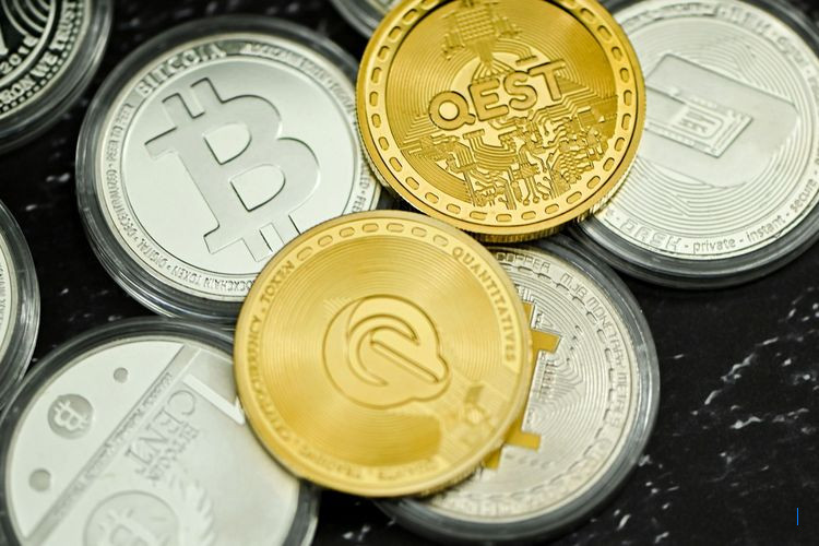 Harga Kripto Jatuh Pasca Pemangkasan Suku Bunga The Fed, Saatnya Investasi?