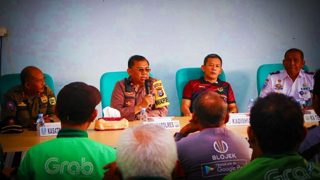 Kapolres Trenggalek Kolaborasi dengan Ojol Jaga Keamanan Lewat Ngopi Bareng