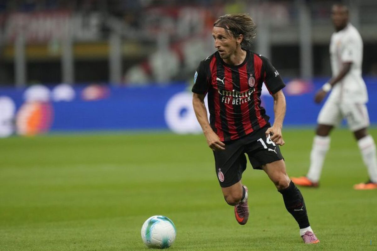 Modric Kehilangan Kesabaran Saat Milan Diimbangi Pisa 22